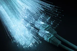 Optičke niti i LAN kabel